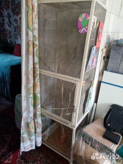 Большая клетка для птиц