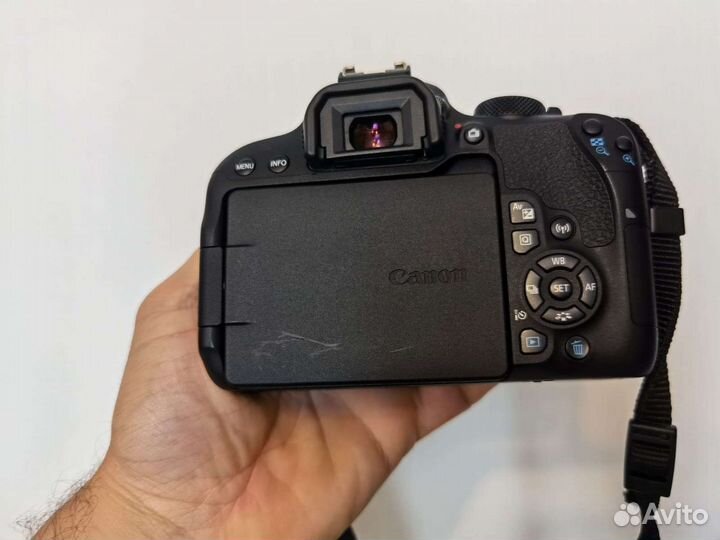 Canon 800D Body 5200 кадров