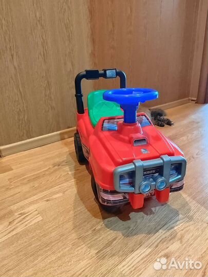 Машинка каталка