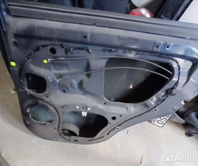 Дверь задняя правая Mitsubishi Outlander XL