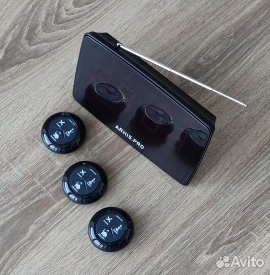 Влагозащищенная кнопка вызова персонала и табло