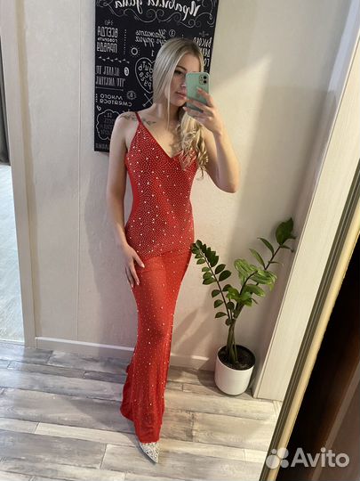 Вечернее платье