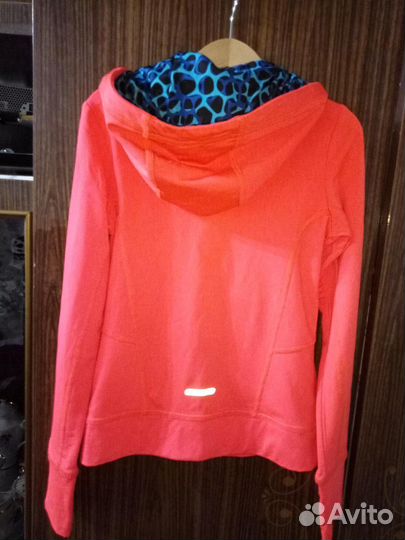 Спортивная кофта для девочки р.128