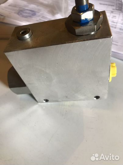 Продам трёхходовой ограничитель давления и потока