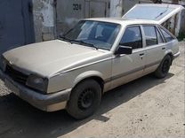 Opel Ascona 1.6 MT, 1986, битый, 90 000 км, с пробегом, цена 70 000 руб.