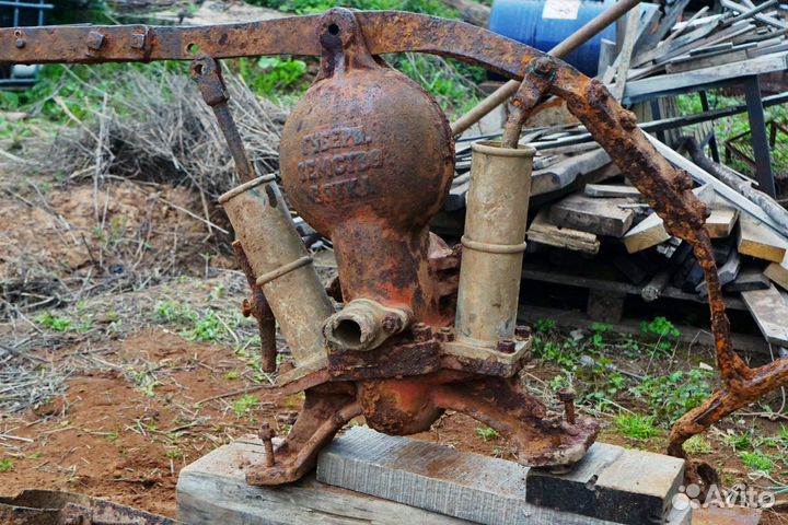 Пожарная дореволюционная помпа Вятка
