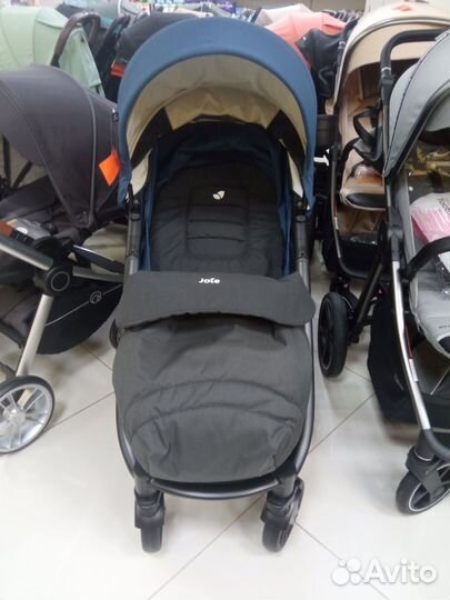 Теплая накидка на ножки Joie