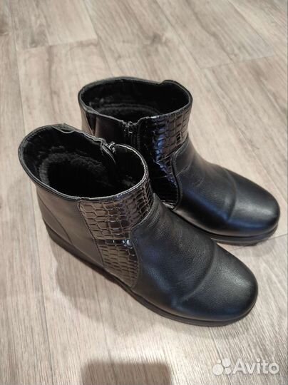Ботинки женские 38 размера