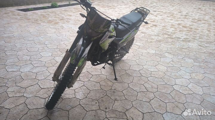 Рейсер 200