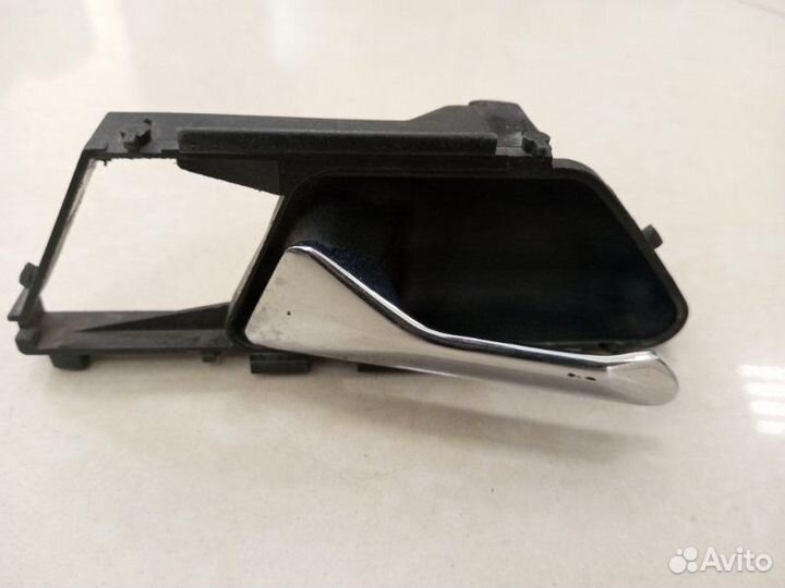 Ручка двери внутренняя Mercedes-Benz E500 W124