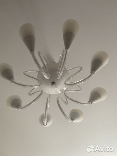 Люстра Белая потолочная стекло/металл
