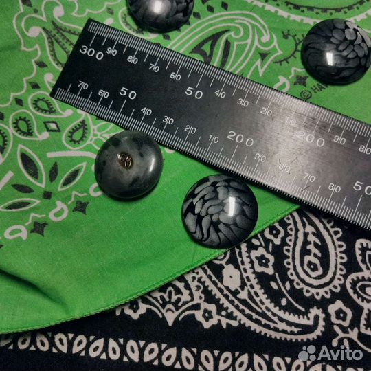 Пуговицы перламутровые пёстрые, набор