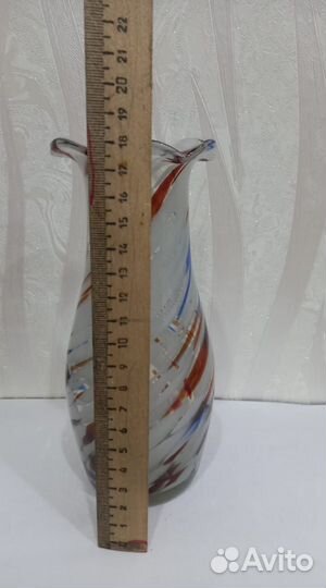 Ваза с волнистым бортом, цветное стекло, СССР