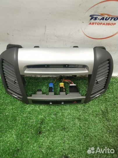 Рамка магнитолы Hyundai Santa-Fe 2 SUV 2.2 дизель