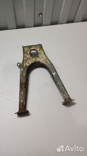 Центральная подножка Рига 16