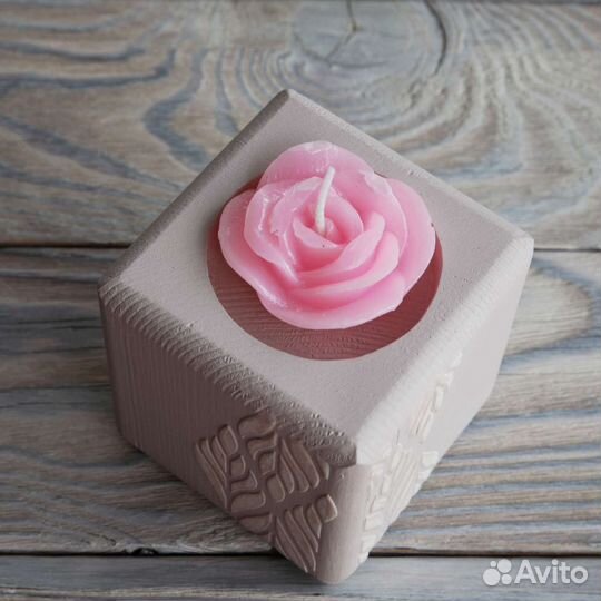 Подсвечник