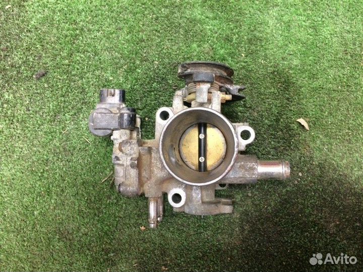 Дроссельная заслонка Toyota Corolla E150 2006-2013