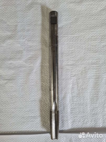 Метчик машинный М20 Р18