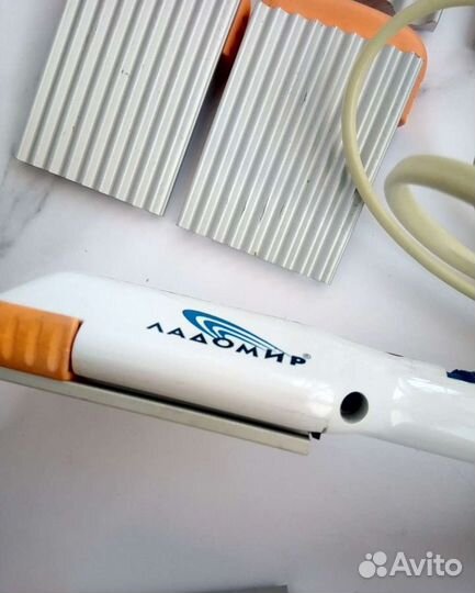 Щипцы выпрямитель гофре Ладомир (четыре насадки)