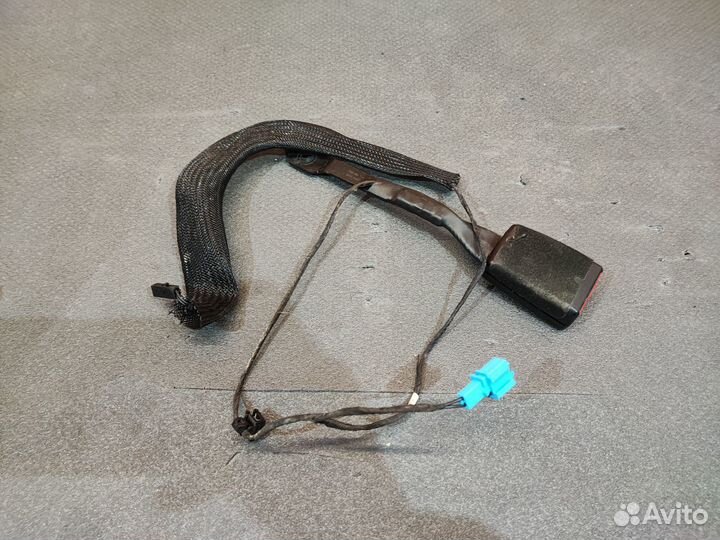 Замок ремня безопасности Volkswagen Tiguan 5N1