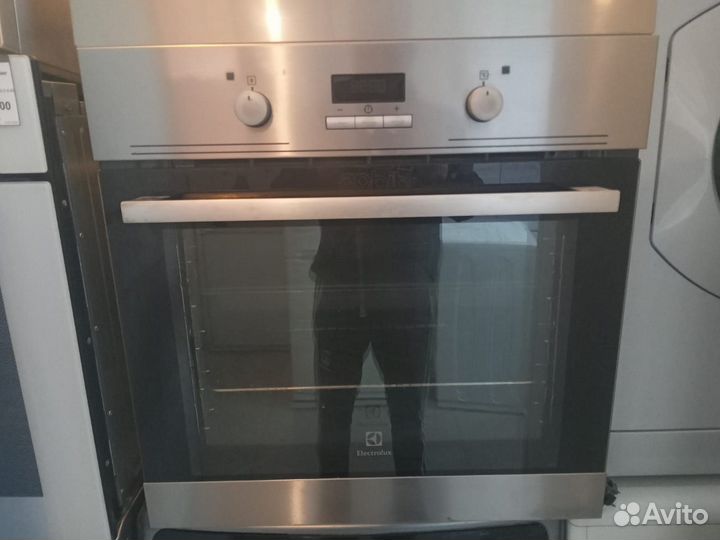 Духовой шкаф Electrolux EOB 3410 AOX