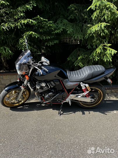 Honda CB400 vtec2