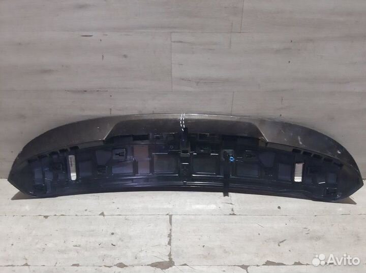 Спойлер крышки багажника Mercedes Benz W166