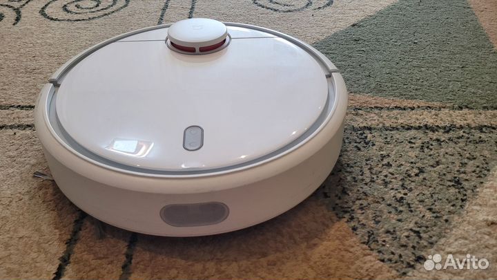 Робот-пылесос Xiaomi Mi Robot Vacuum Cleaner