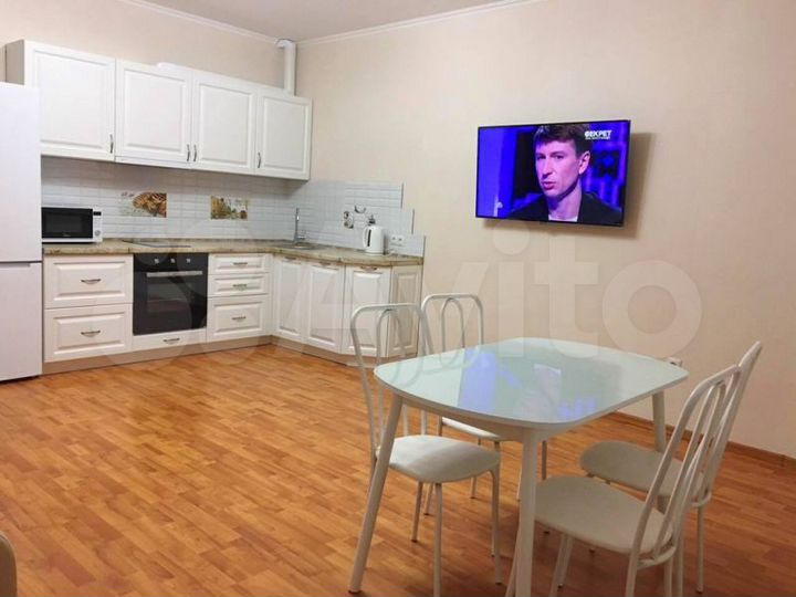 2-к. квартира, 58 м², 6/13 эт.