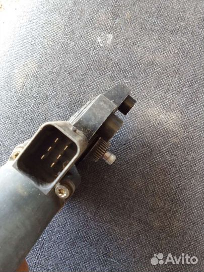 Мотор стеклоподъемника на гелендваген