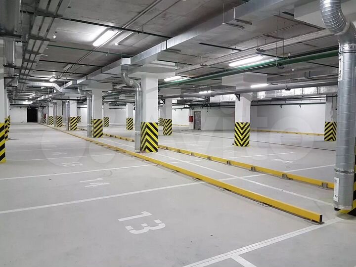 Машиноместо, 14 м²
