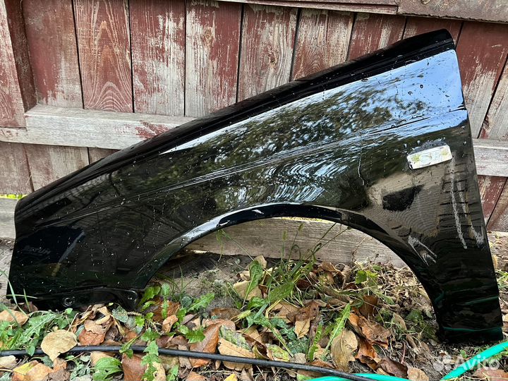 Левое переднее крыло priora