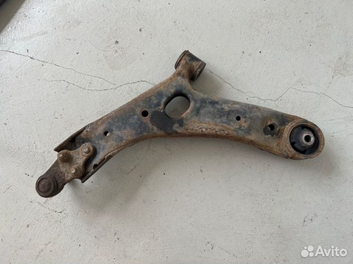 Рычаг передний правый Hyundai Ix35 2015