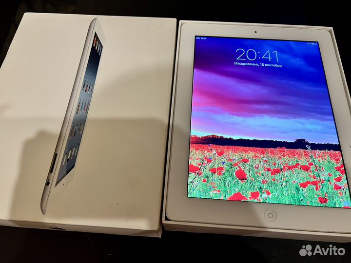 iPad 3 Wi-Fi + Cellular 2012