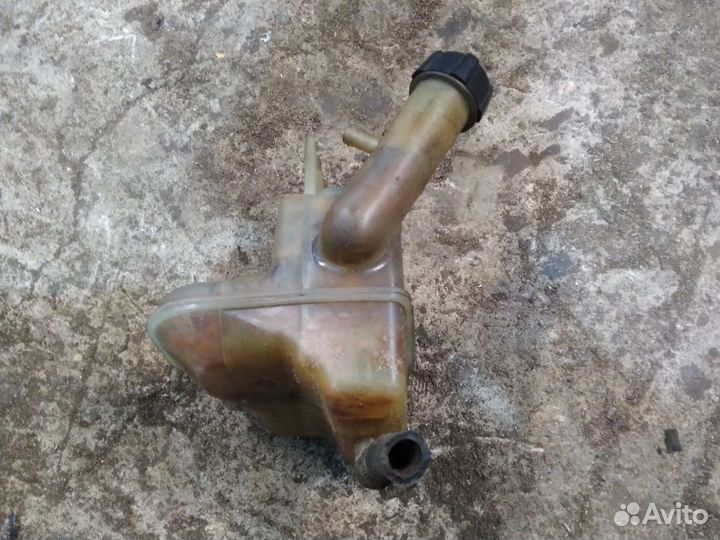 Расширительный бачок renault laguna 2 1.9 дизель