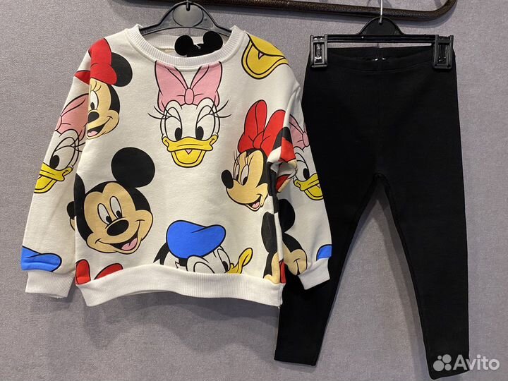 Костюм Zara новый для девочек