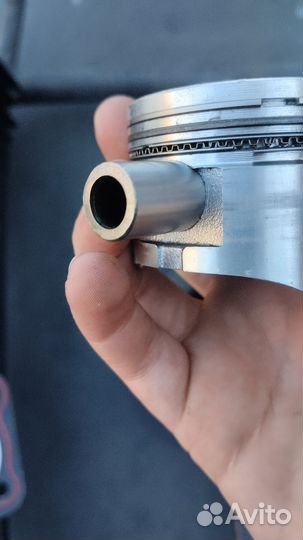 Продам 110 поршневых на альфу новая