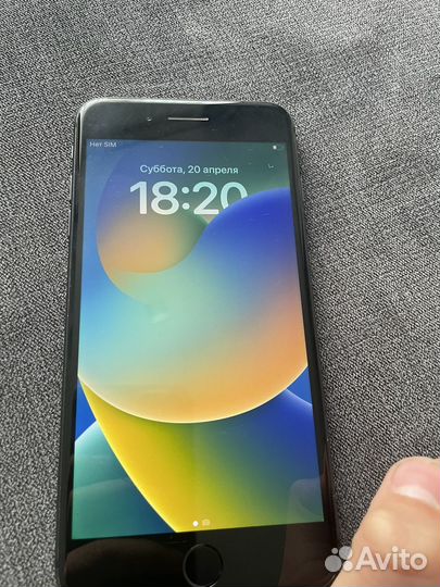iPhone 8 Plus, 64 ГБ