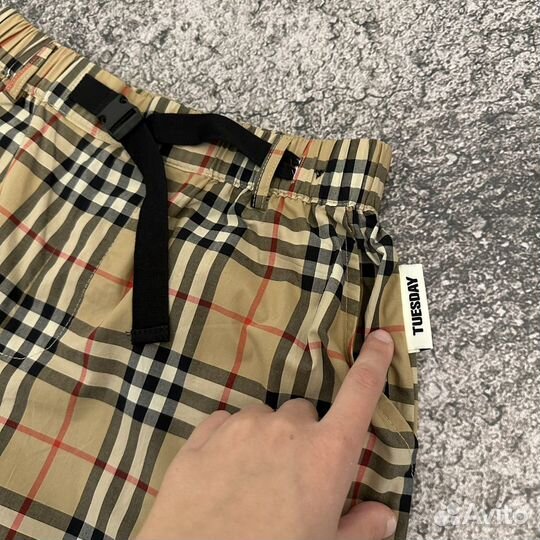 Шорты burberry