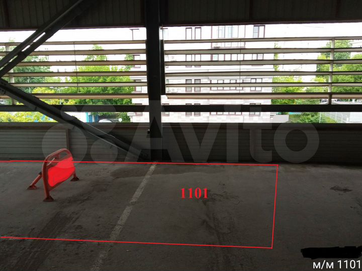 Машиноместо, 13 м²