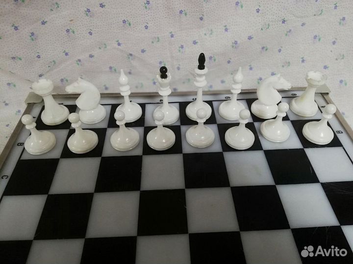 Шахматы СССР Доска и фигуры пластик