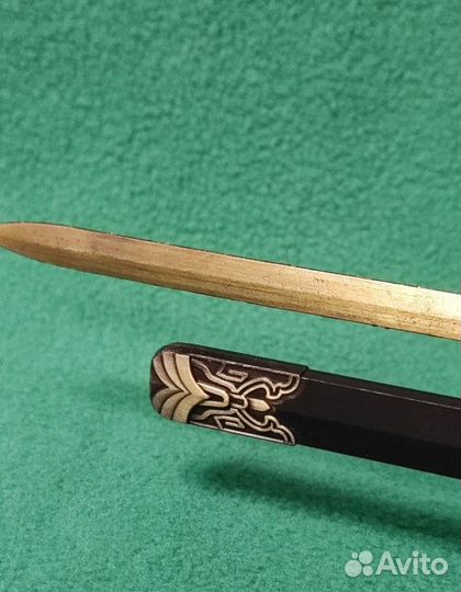 Брелок- меч 