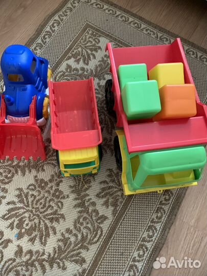 Детский транспорт (машинки, грузовики и трактор)