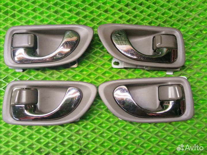 Ручка двери внутренняя Mitsubishi Galant 8