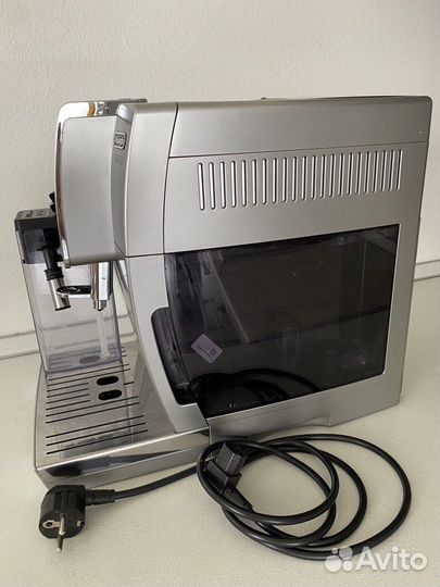 Кофемашина Delonghi dinamica