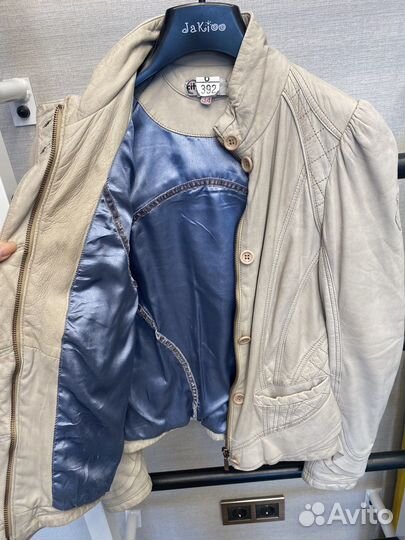 Куртка кожаная женская 34 размер