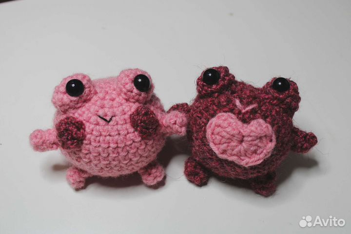 Вязаные Лягушки жабки розовые