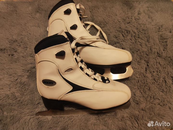 Коньки женские 39р. roces утеплëнные