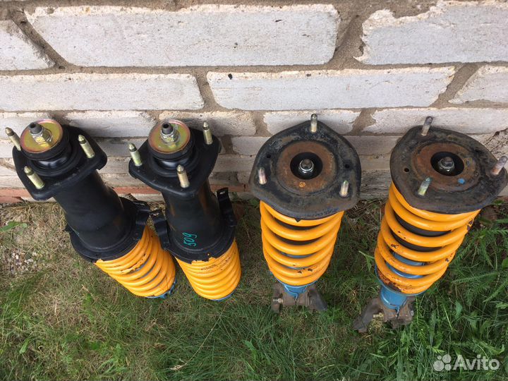 Стойки KYB New Sr Special 4wd с пружинами Zoom