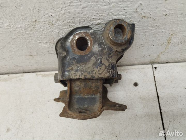 Опора двигателя Хонда Civic 7